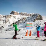 Dolomiti Schloss