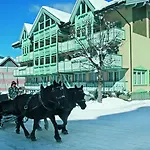 Dolomiti Schloss Hotel