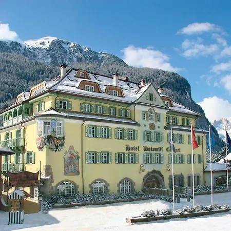 Dolomiti Schloss Hotel 4*