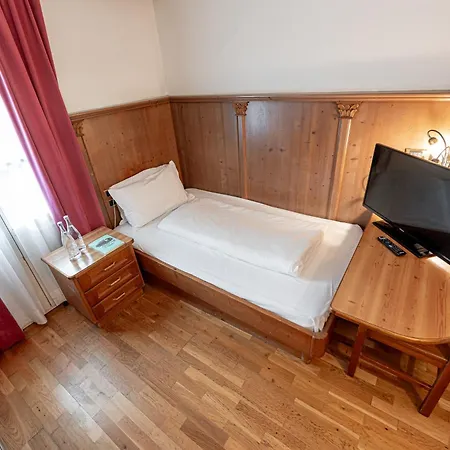 Dolomiti Schloss 4* Canazei
