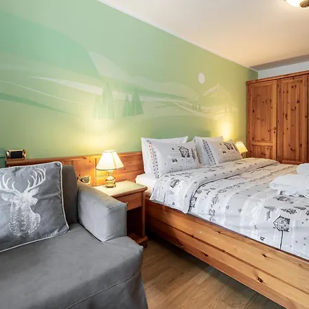 Hotel Dolomiti Schloss Canazei