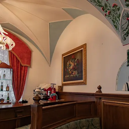 Hotel Dolomiti Schloss 4*