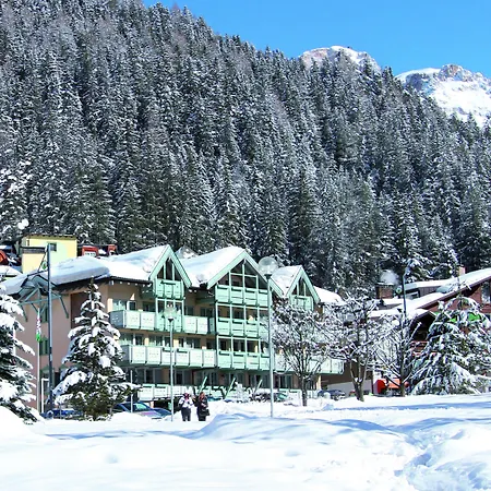 Dolomiti Schloss Hotel 4*