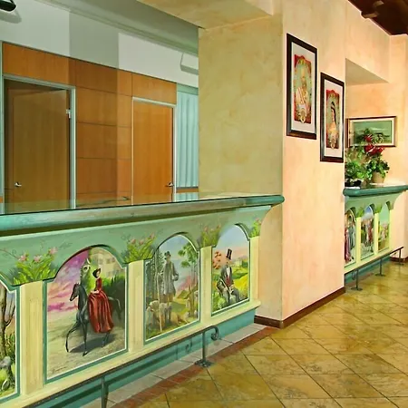 Dolomiti Schloss Hotel