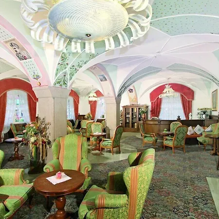 Hotel Dolomiti Schloss 4*
