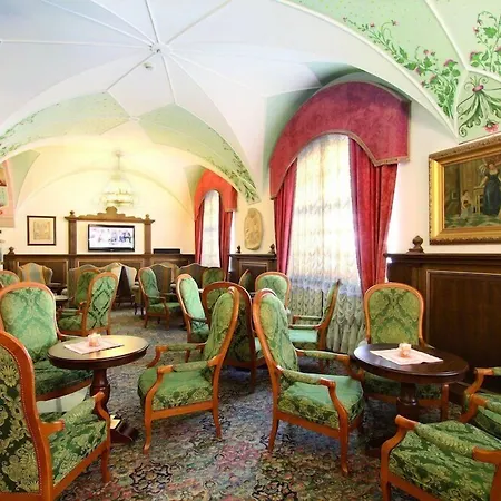 Hotel Dolomiti Schloss