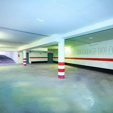 Dolomiti Schloss Hotel