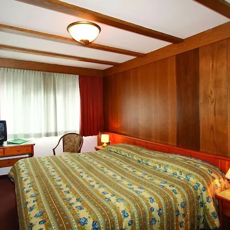 Dolomiti Schloss Hotel