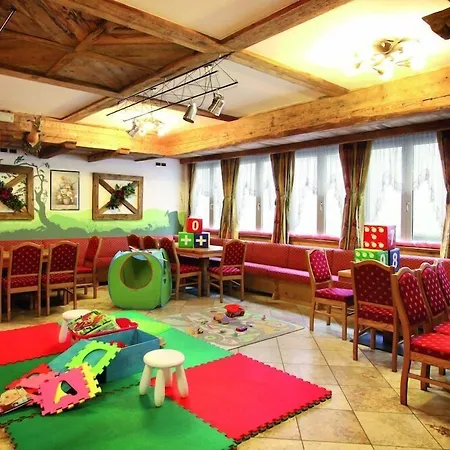 Dolomiti Schloss Hotel 4*