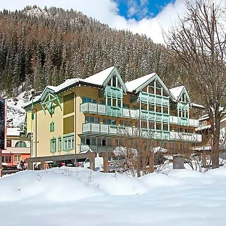 Hotel Dolomiti Schloss