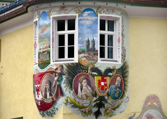 Dolomiti Schloss Отель