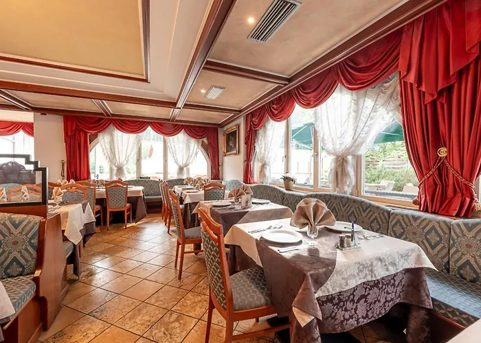 Отель Dolomiti Schloss