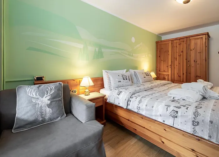 Отель Dolomiti Schloss Канацеи