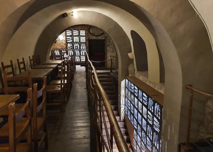 Dolomiti Schloss Канацеи