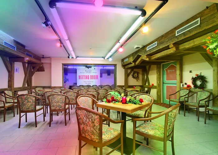 Отель Dolomiti Schloss 4*