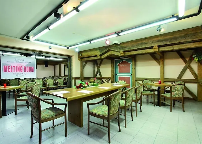 Dolomiti Schloss 4* Канацеи